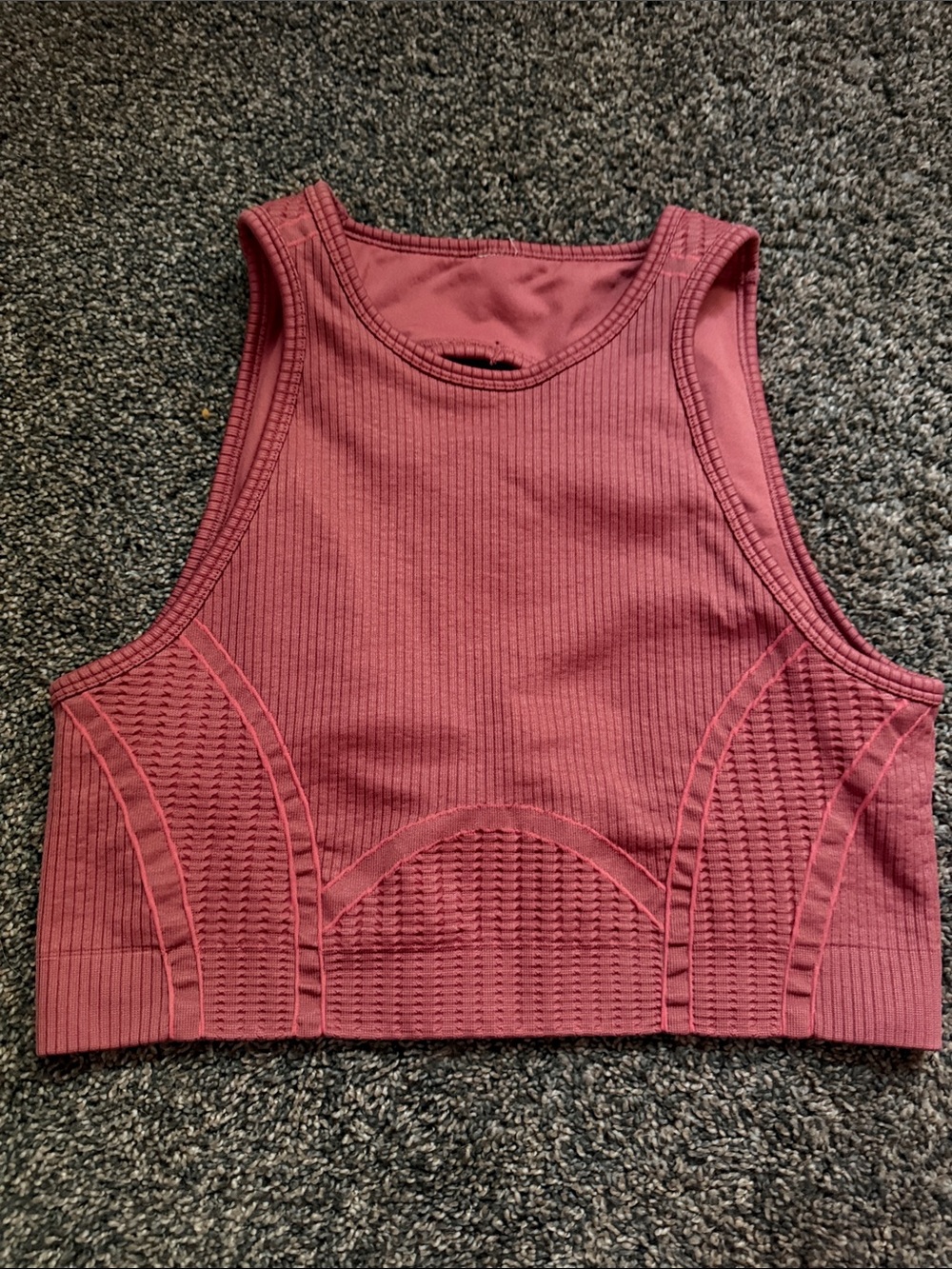 NWOT Fabletics Khloe Kardashian Ribbed High-Neck Crop Tank Top - Rose
